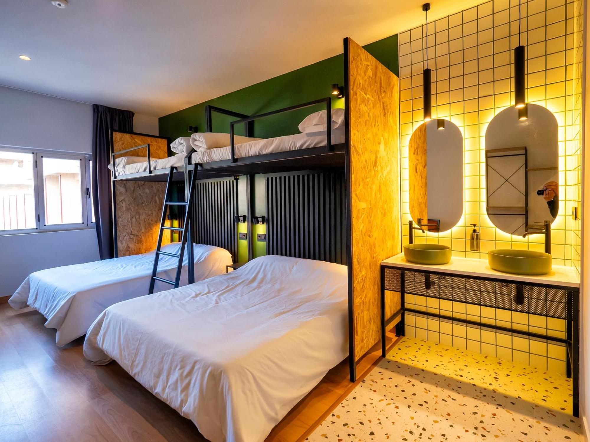 Wonder Hostel Toledo Eksteriør billede